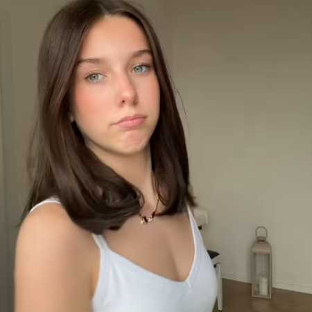 As of now, Leni Woess is keeping her love life a secret. 